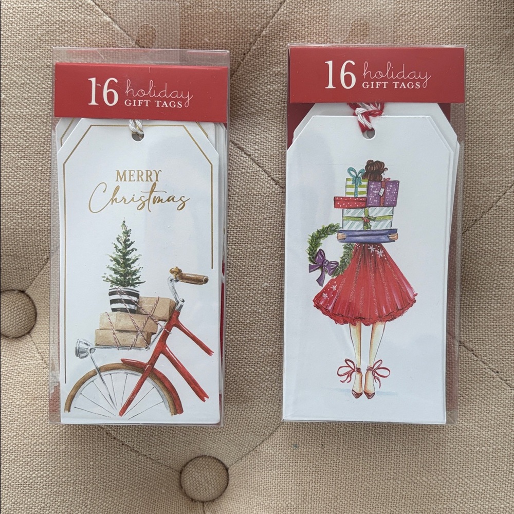 NWT🤍 Christmas tags 🤍
